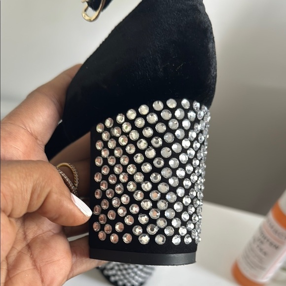 NEW J CREW Black Velvet block heel with Embellishments size 8.5 - Picture 6 of 8